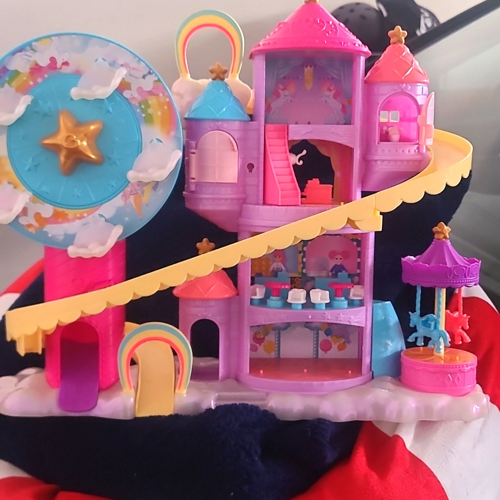 Polly Pocket House